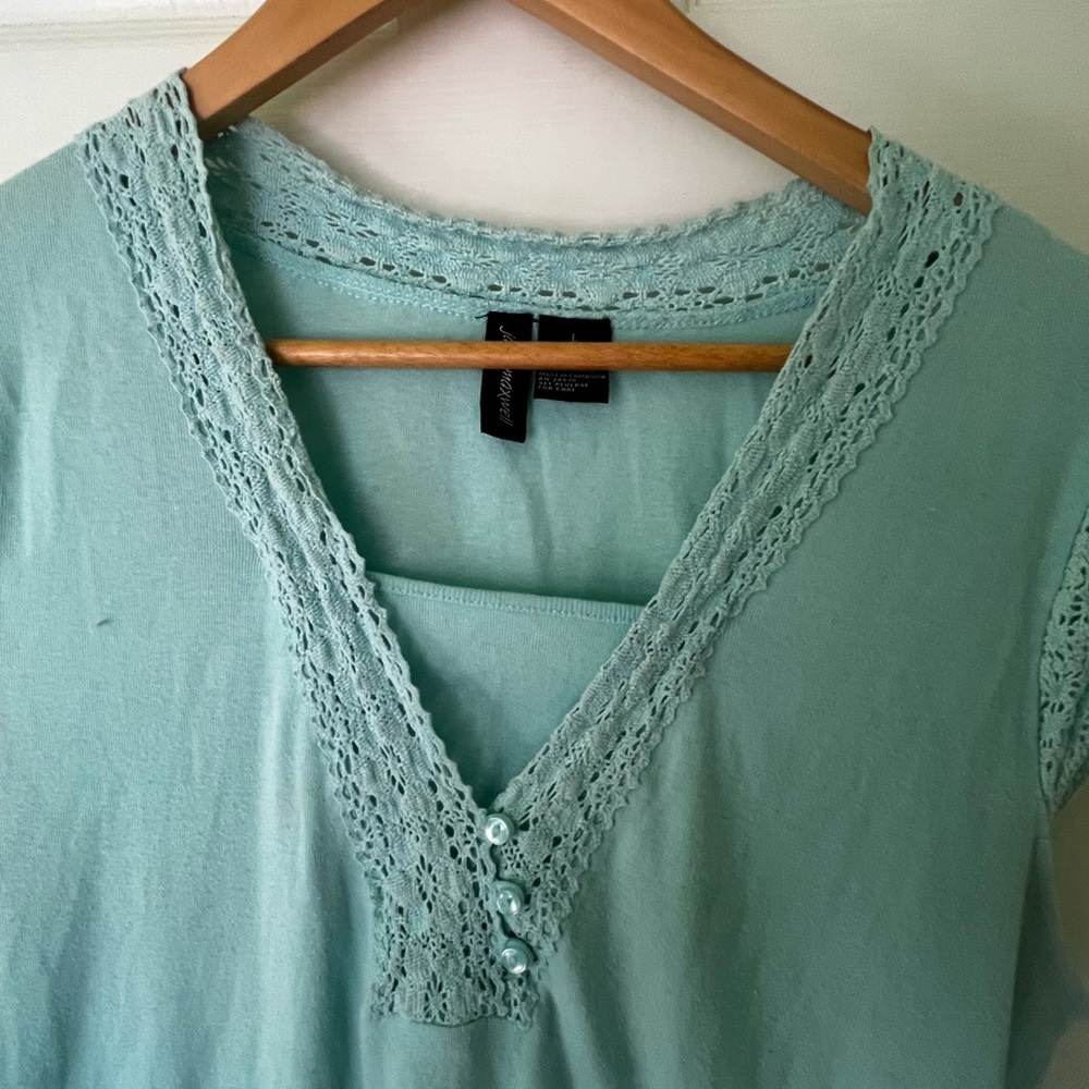 Turquoise Top - Picture 3 of 3